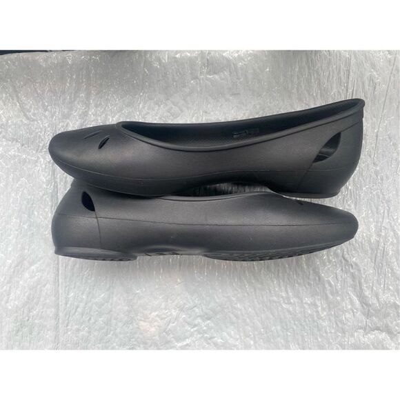 Crocs Women's Kelli Ballet Flat black 8 M US - Picture 6 of 9